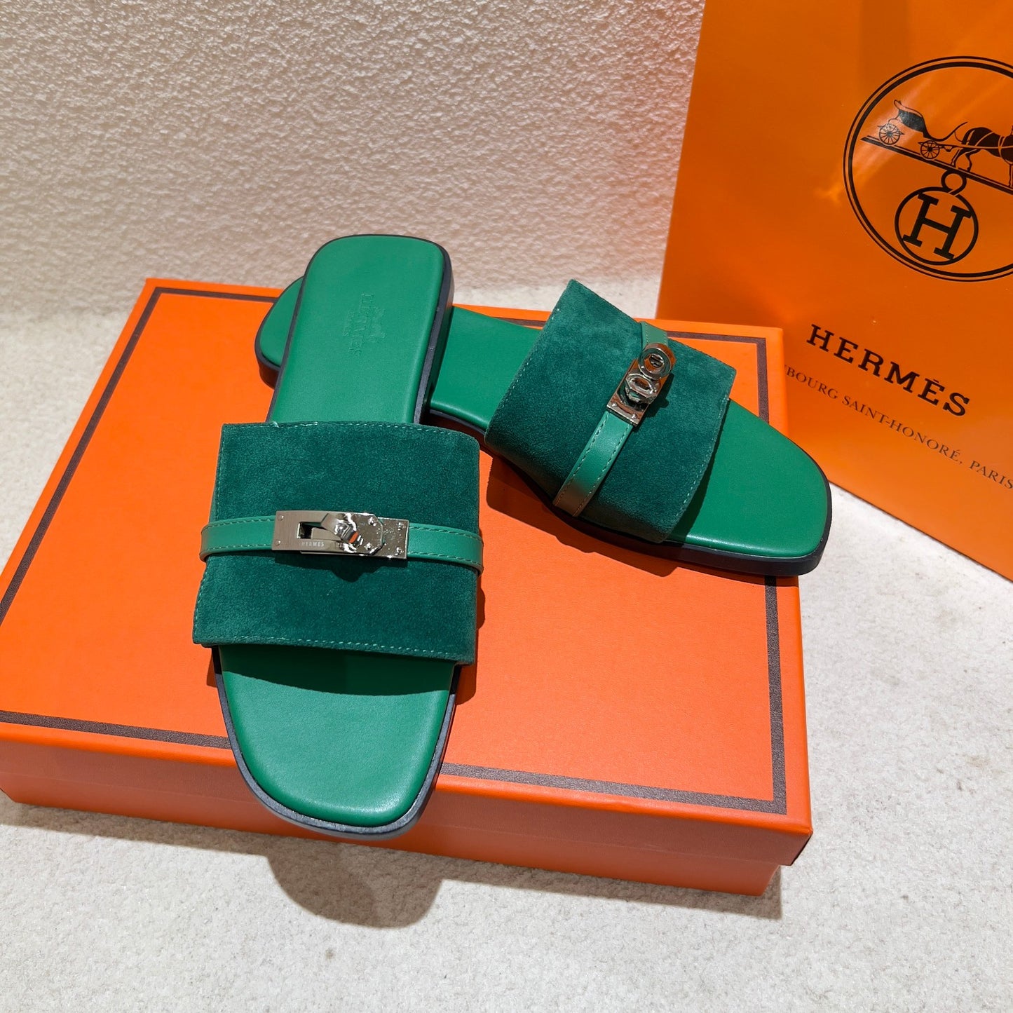 14H201ZDE Stylish Slippers