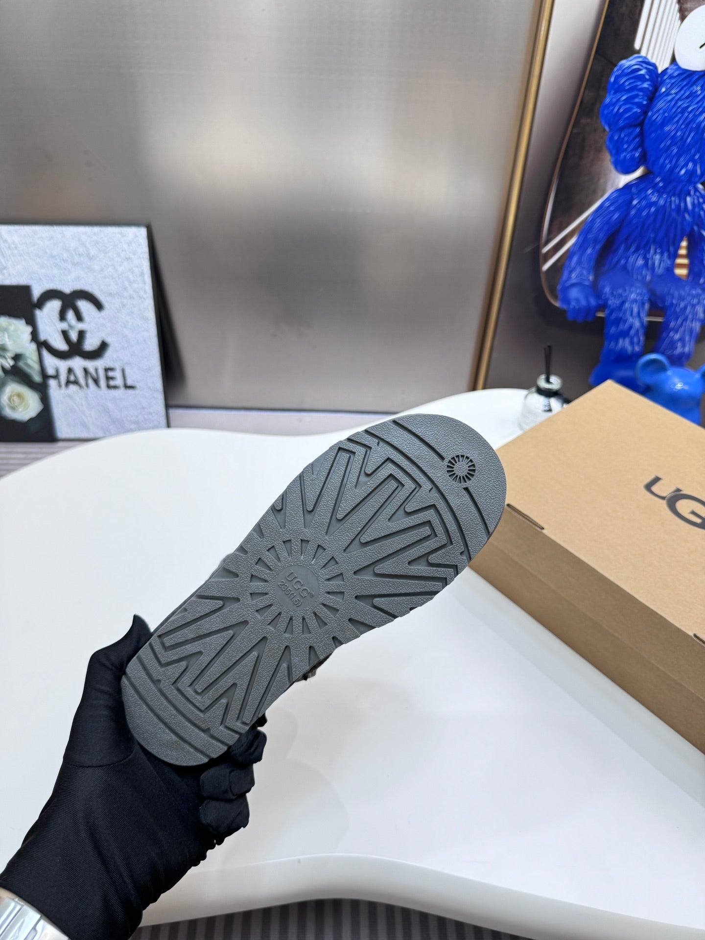 1LU10ZDE Stylish snow boots