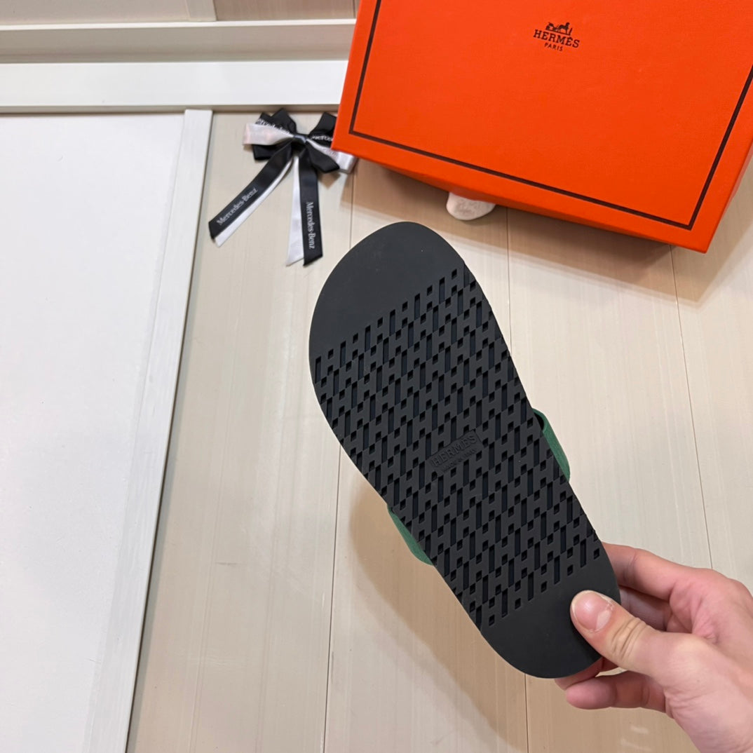 14H206ZDE Stylish Slippers