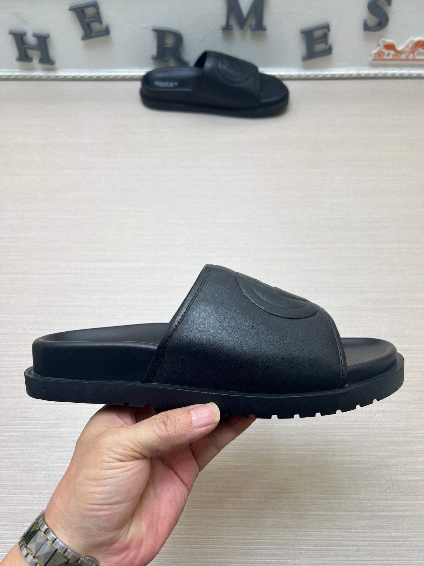 5WB241ZDE Stylish Slippers