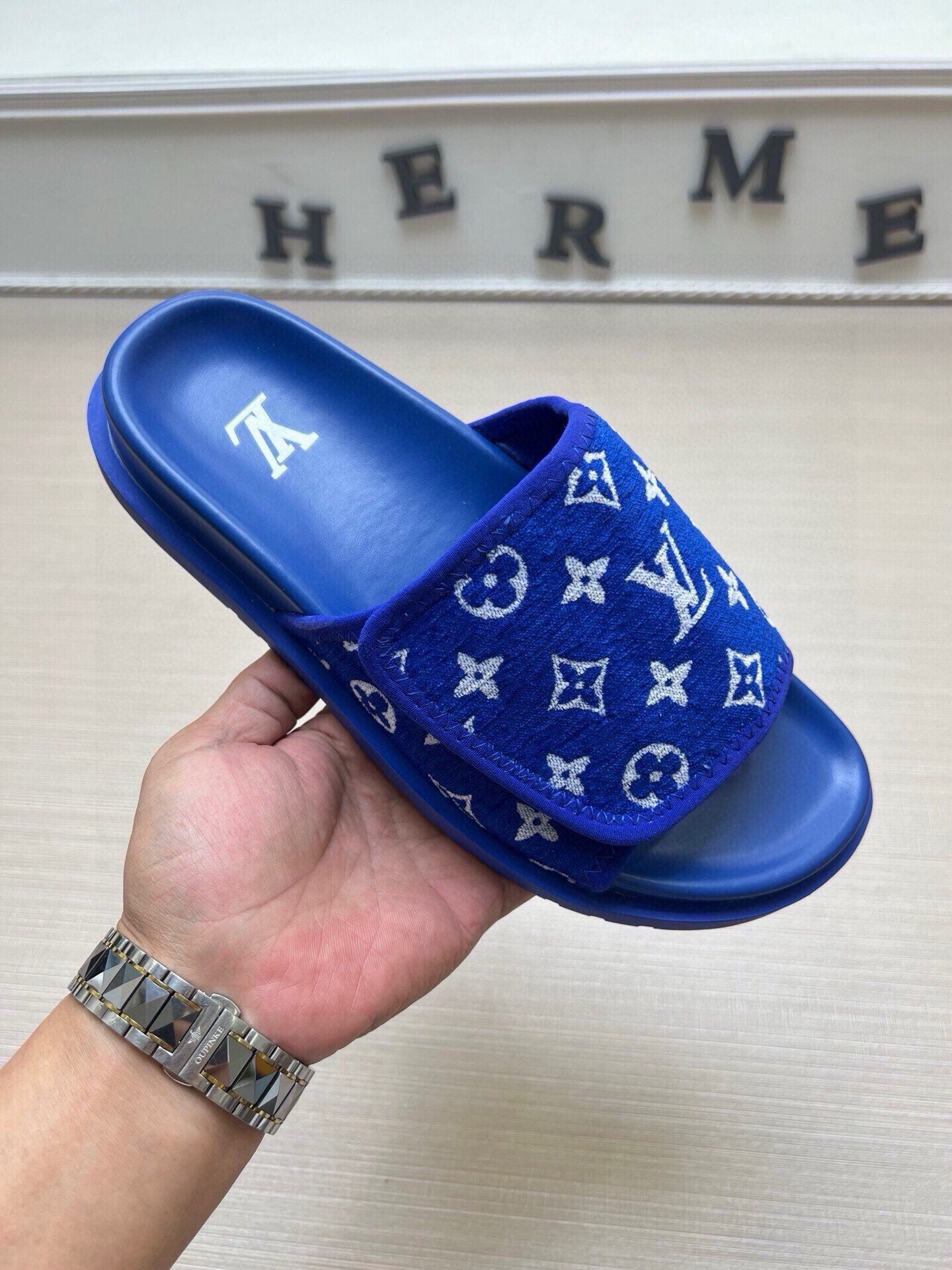 5LE209ZDE Stylish Slippers