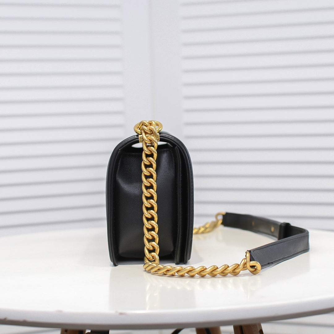 1XC413BDE Stylish leather bag