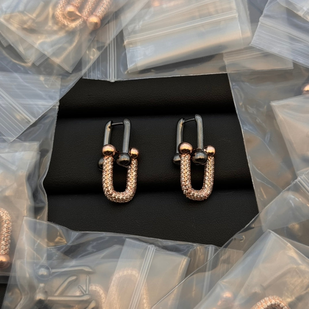 8XT31XDE Stylish  Earring Bracelets Necklaces