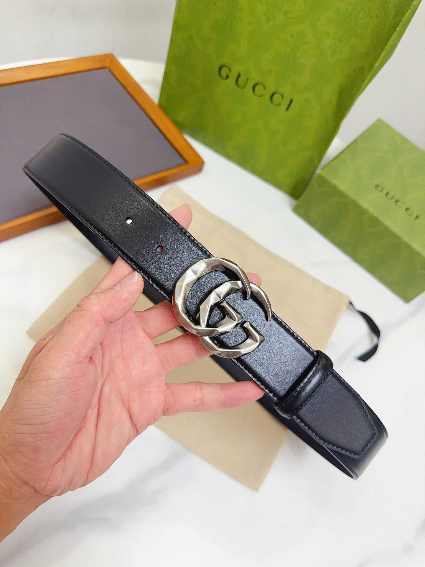 255RB13PDE Stylish  High quality belt With full package