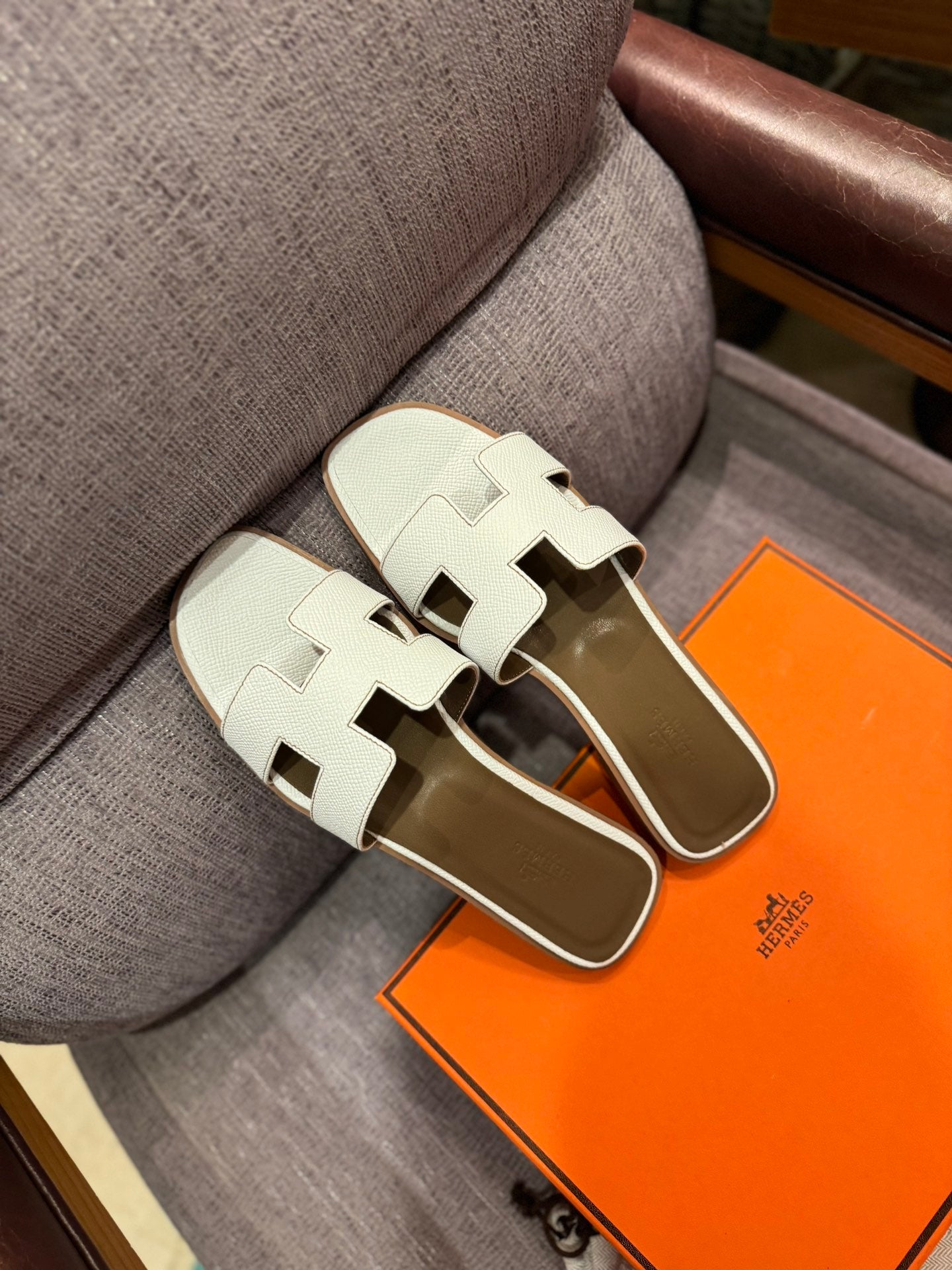 1ZH236ZDE Stylish Slippers