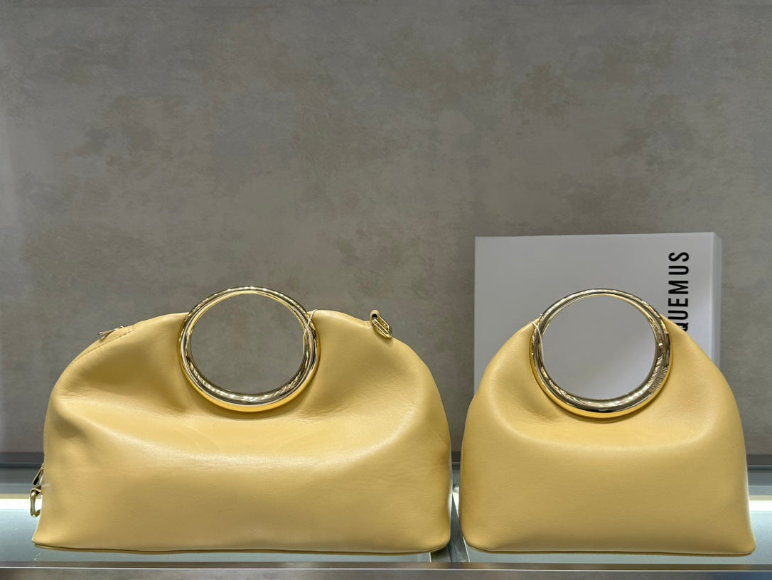 155NA12BDE Stylish leather bag