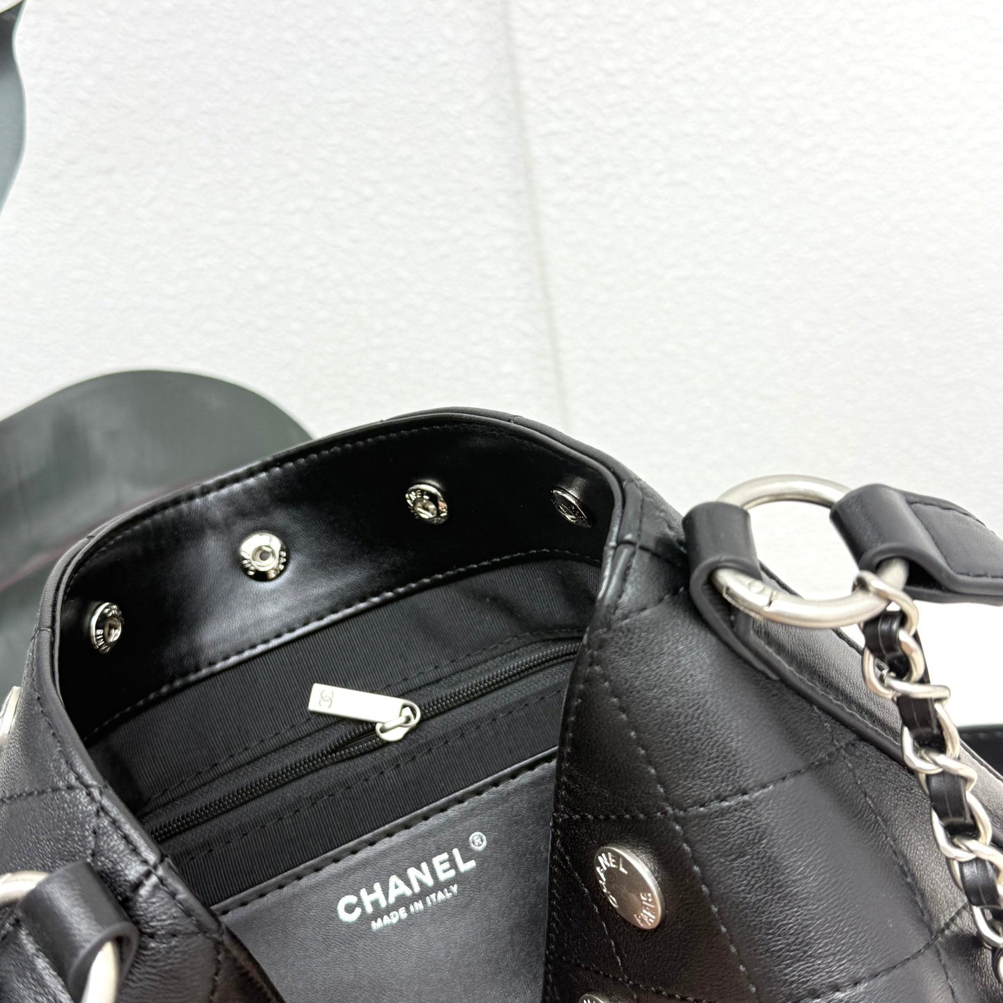 155NC68BDE Stylish leather bag