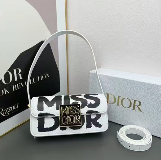 155QD1BDE Stylish leather bag