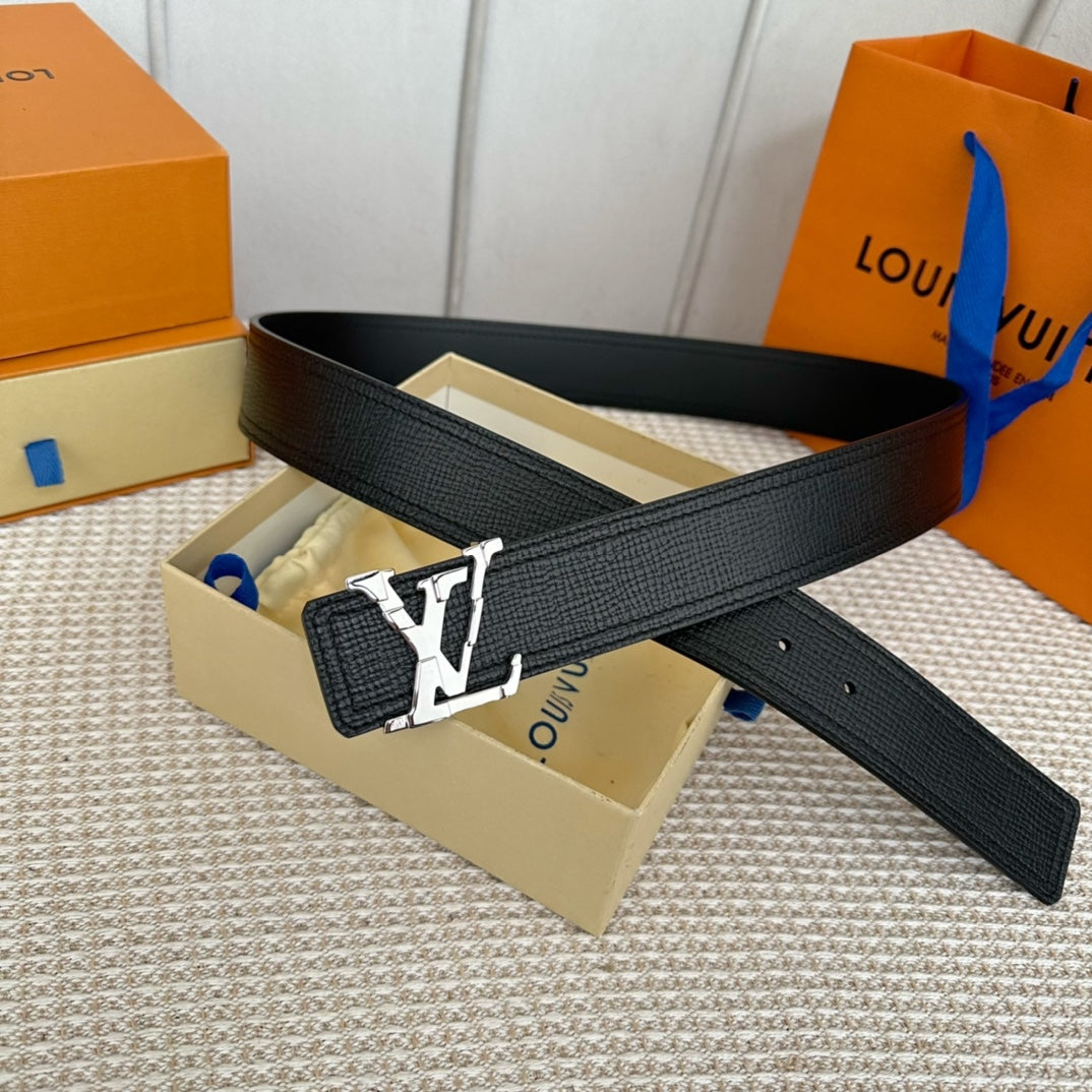 14E137PDE Stylish  High quality belt With full package