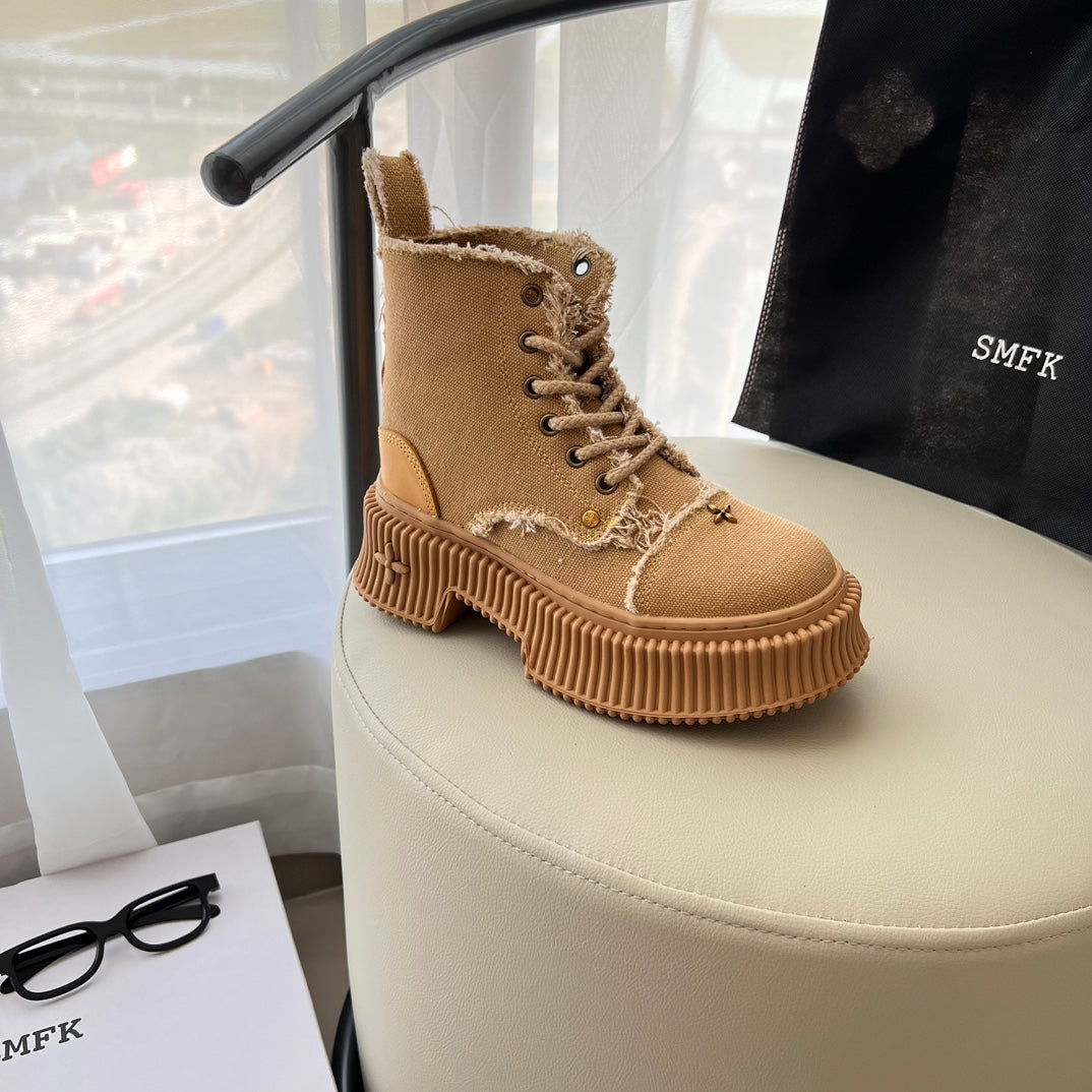 1JA17ZDE Stylish boots
