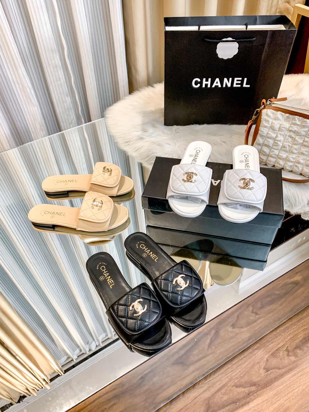 1ZC229ZDE Stylish Slippers