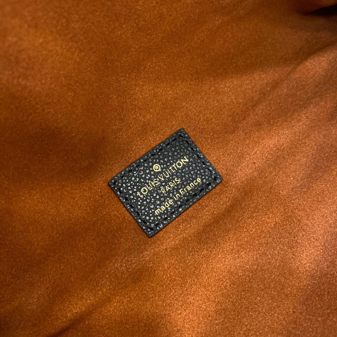 2XE299BDE Stylish leather bag 