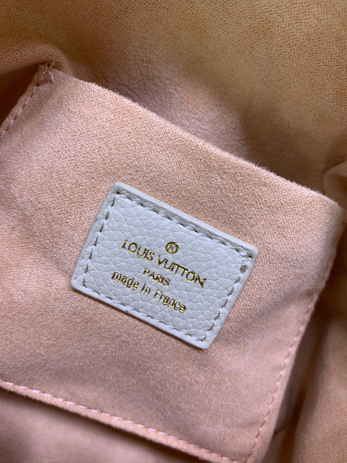 2XE264BDE Stylish leather bag 