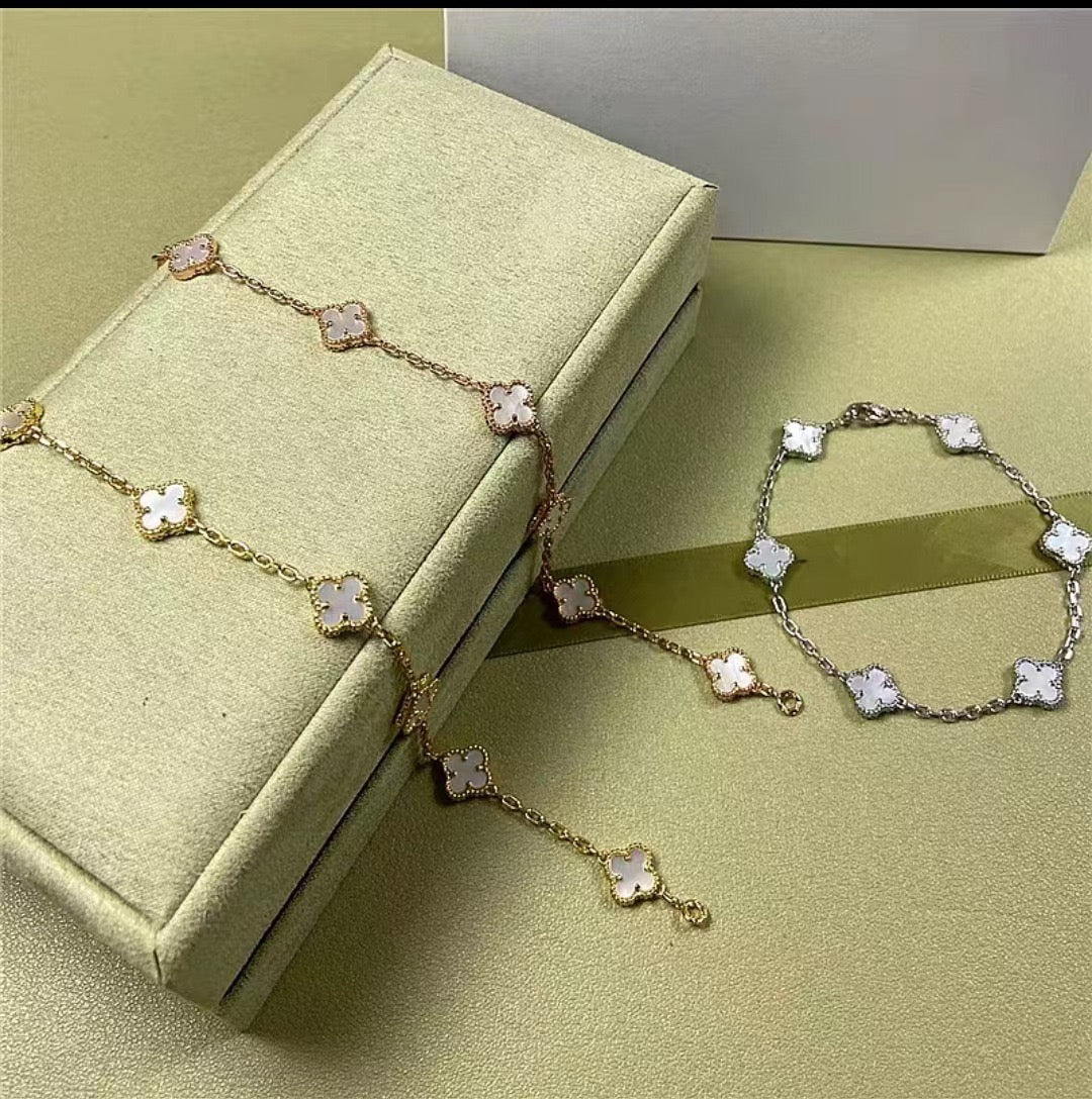 5XVA183KDE Stylishbracelets 6 flowers mini size 0.9cm flower