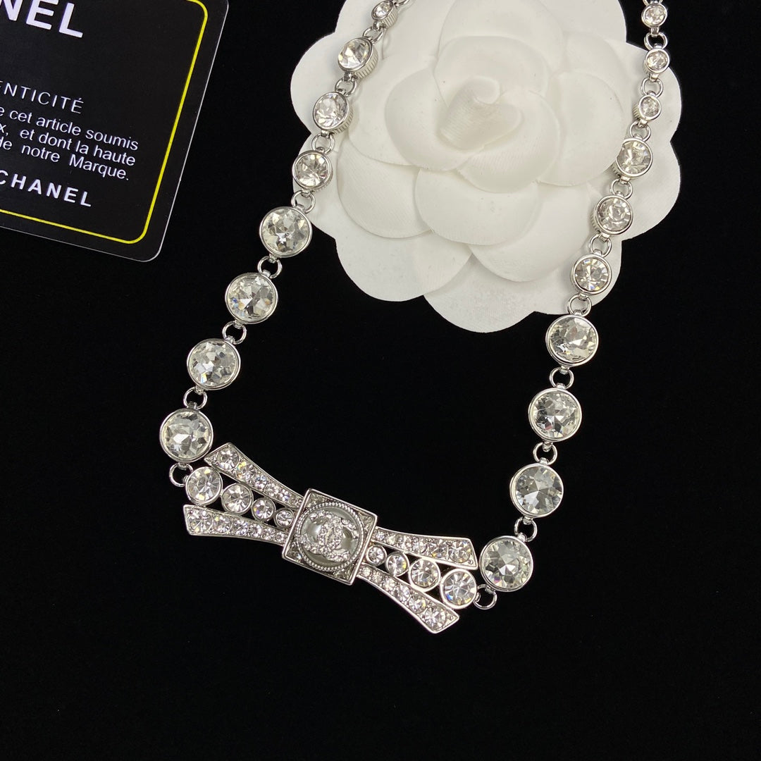 1NC183XDE Stylish Necklaces