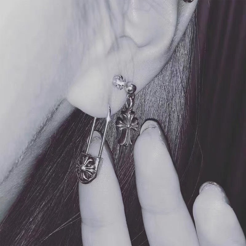 15QA5EDE Stylishr Earrings