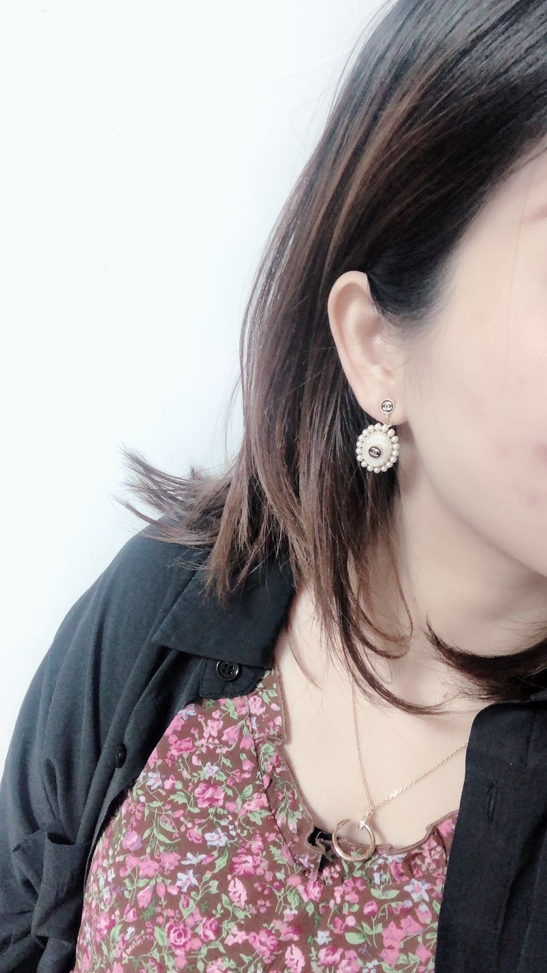 14C87EDE Stylish Earrings