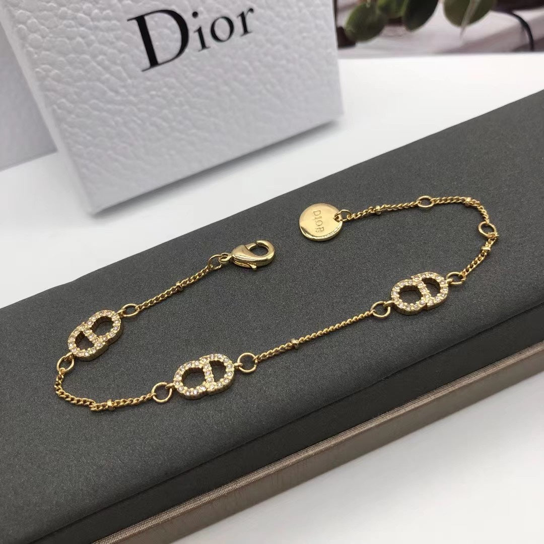 14D402KDE Stylish Bracelets