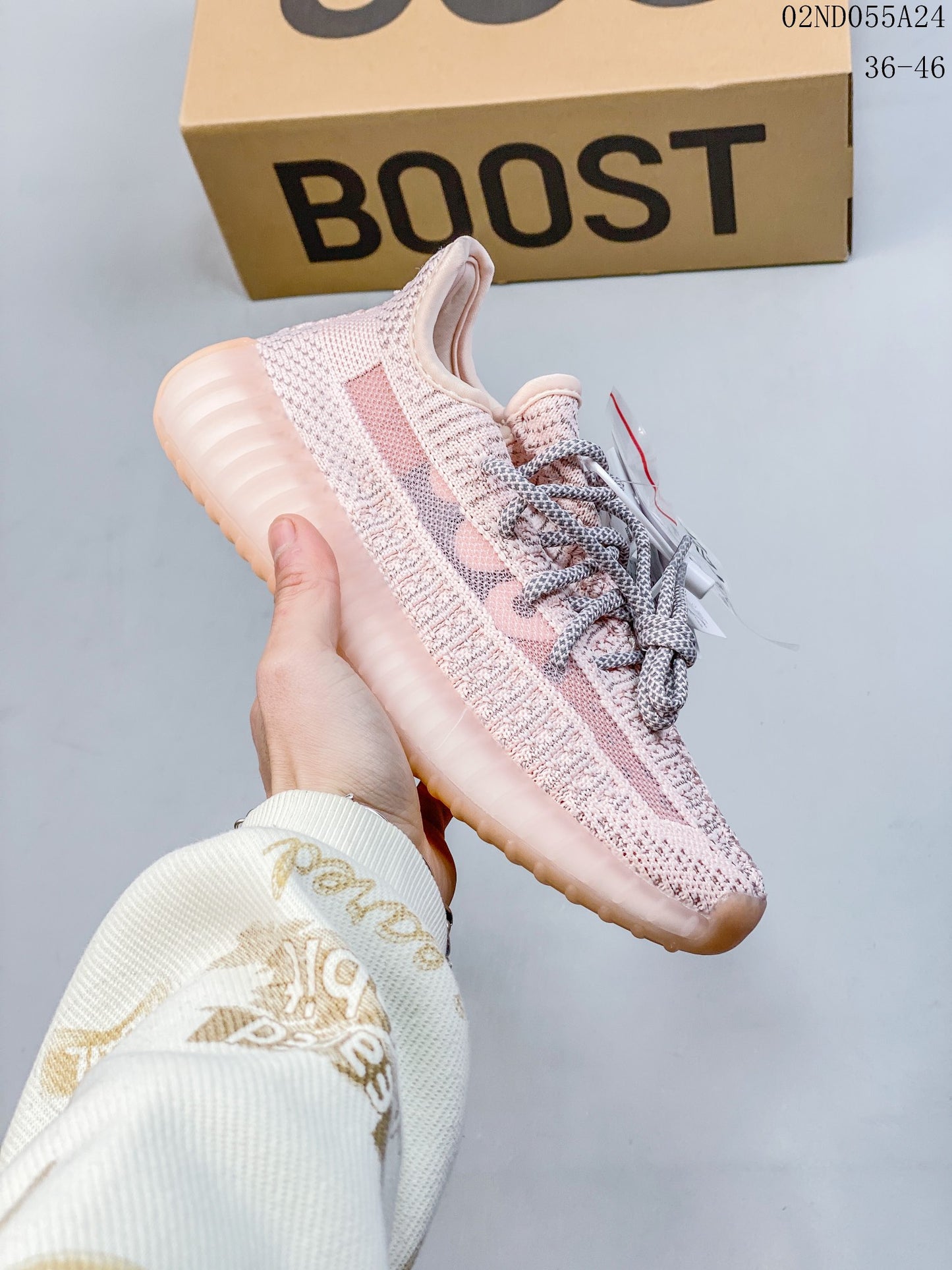 4YA71ZDE Stylish Sneakers (No Box, August-October Big Sale)