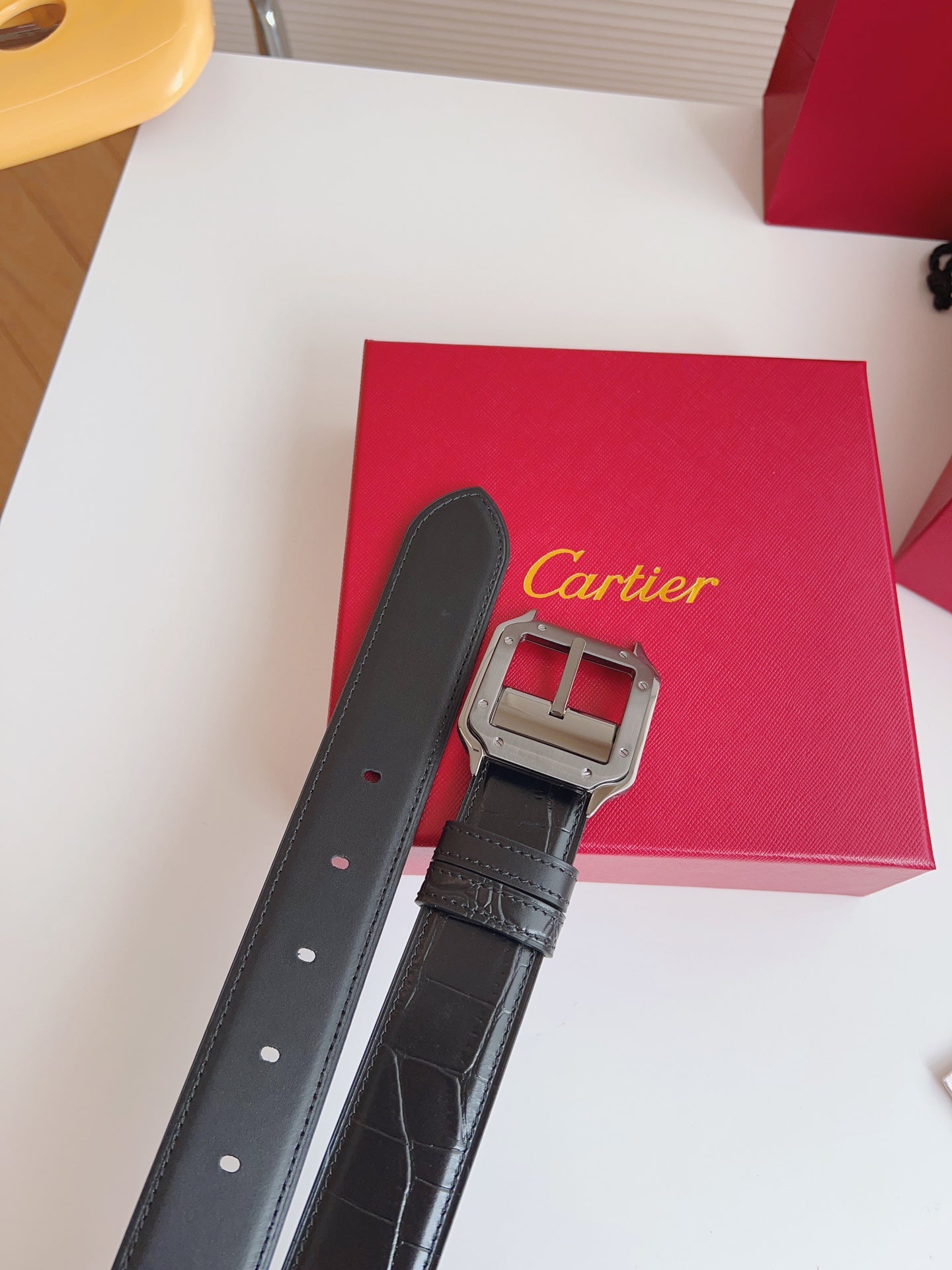 155RK247PDE Stylish  High quality belt With full package