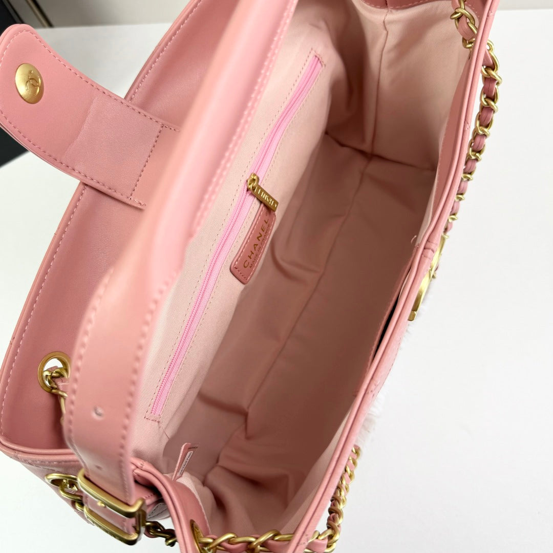 15RC64BDE Stylish leather bag