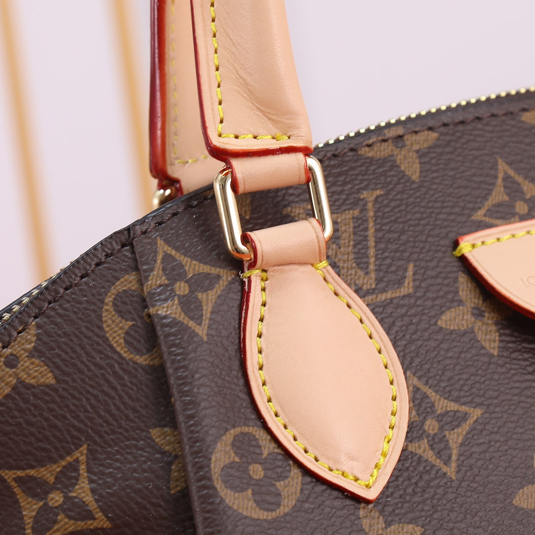 2XE126BDE Stylish leather bag 