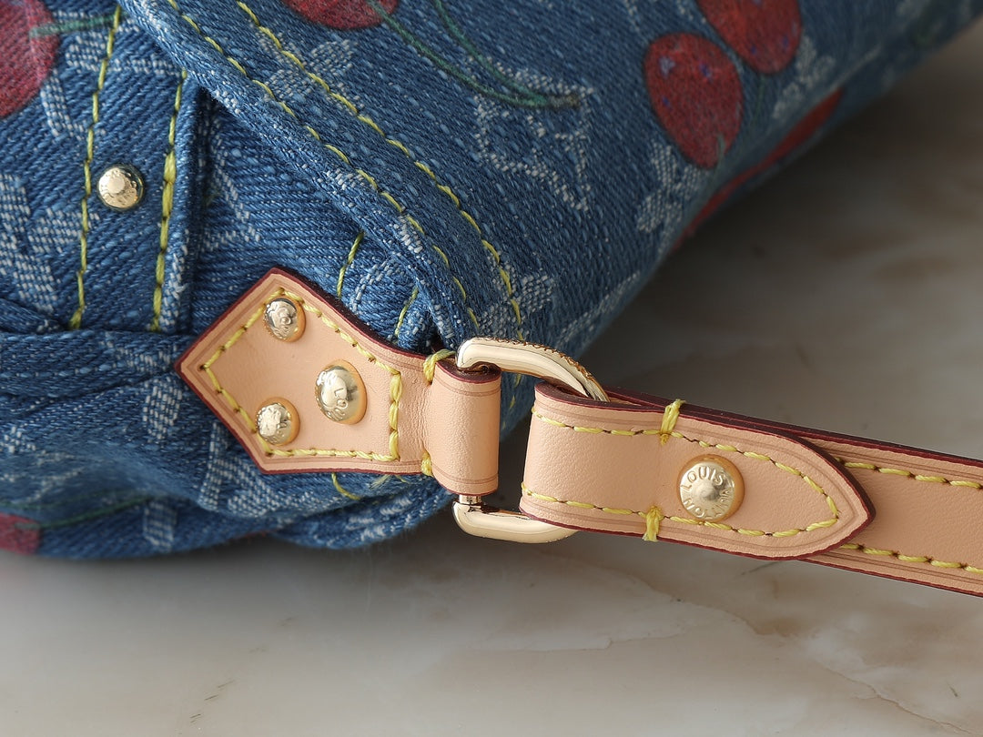 165NB118BDE Stylish bag