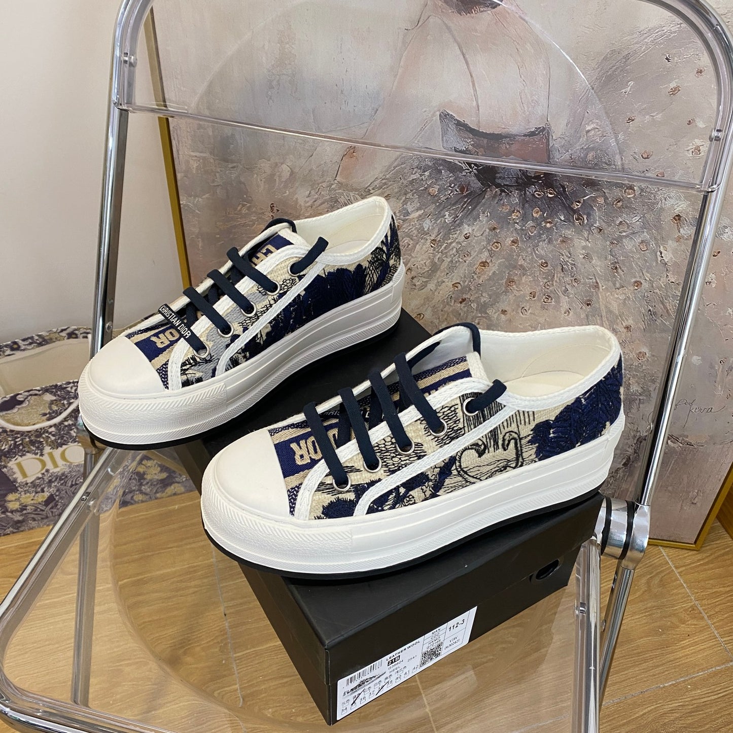 1YD20ZDE Stylish Sneakers