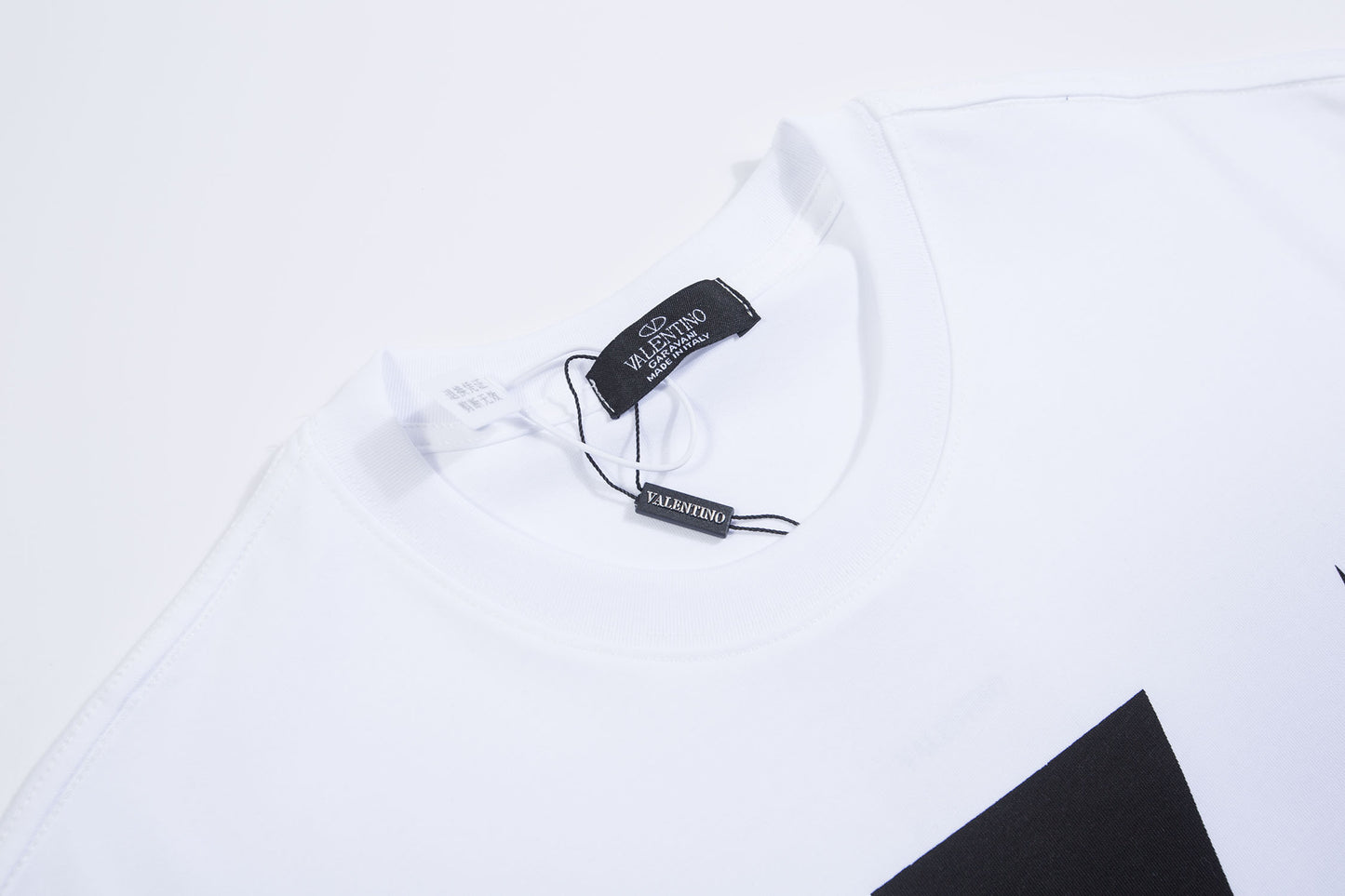 145RVL199UDE Stylish T-shirt
