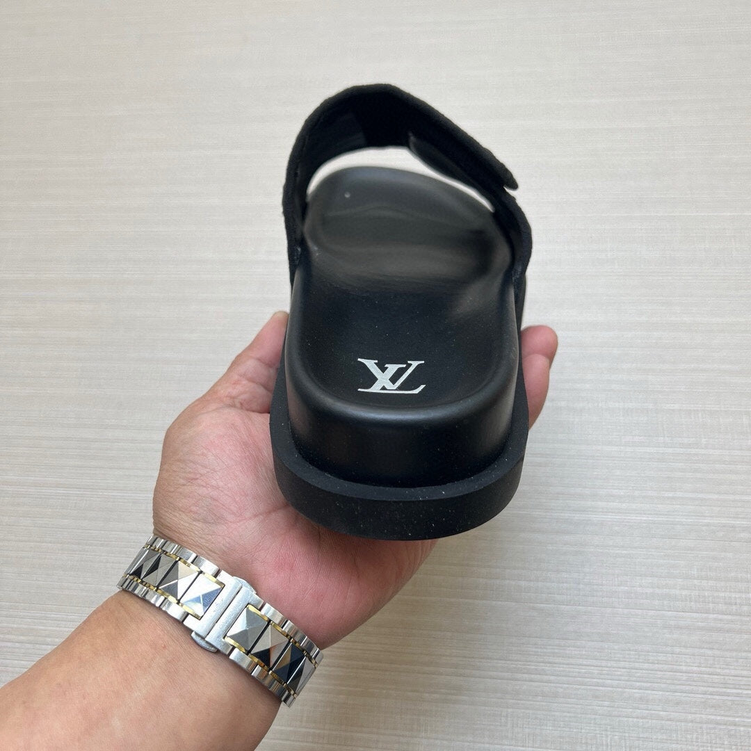 5WE253ZDE Stylish Slippers