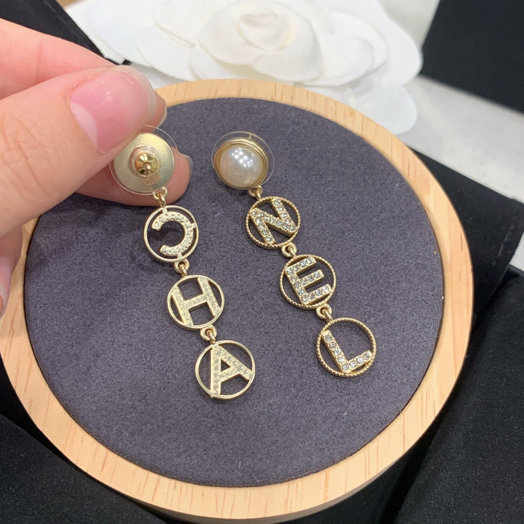 1YC236EDE Stylish Earrings