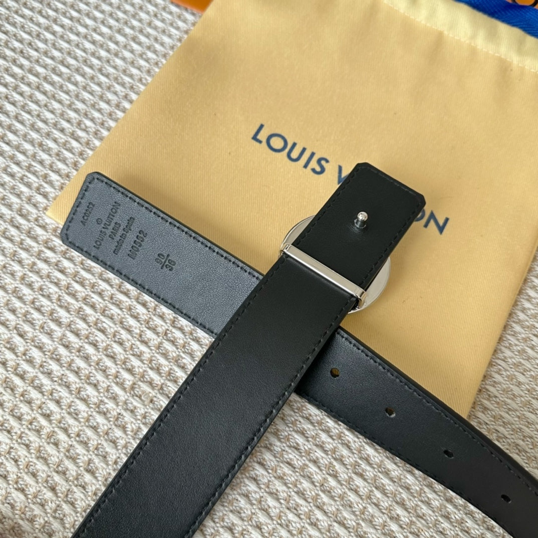 14E62PDE Stylish  High quality belt With full package