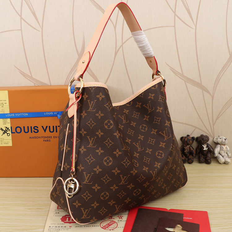 1E86BDE Stylish leather bag 