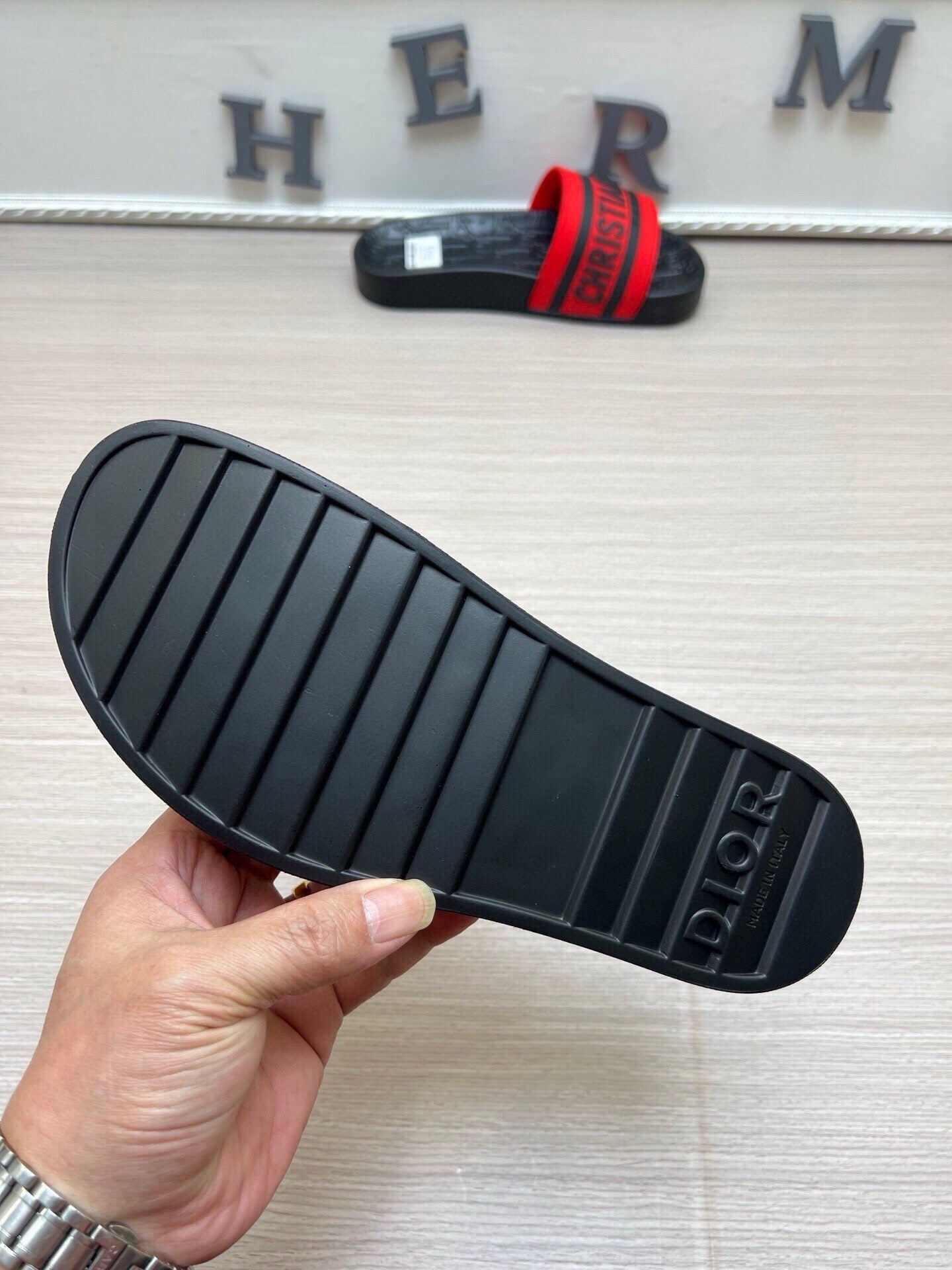 5LD212ZDE Stylish Slippers