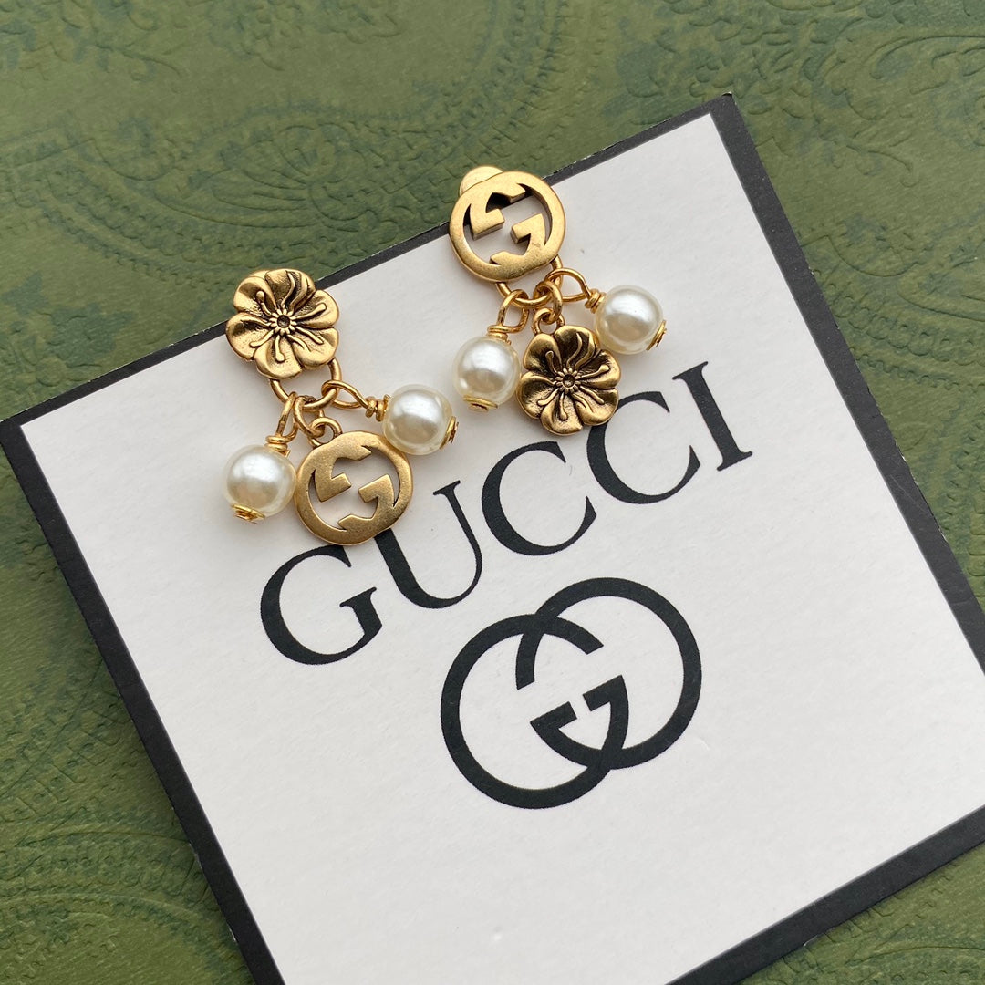 1YB327EDE Stylish Earrings