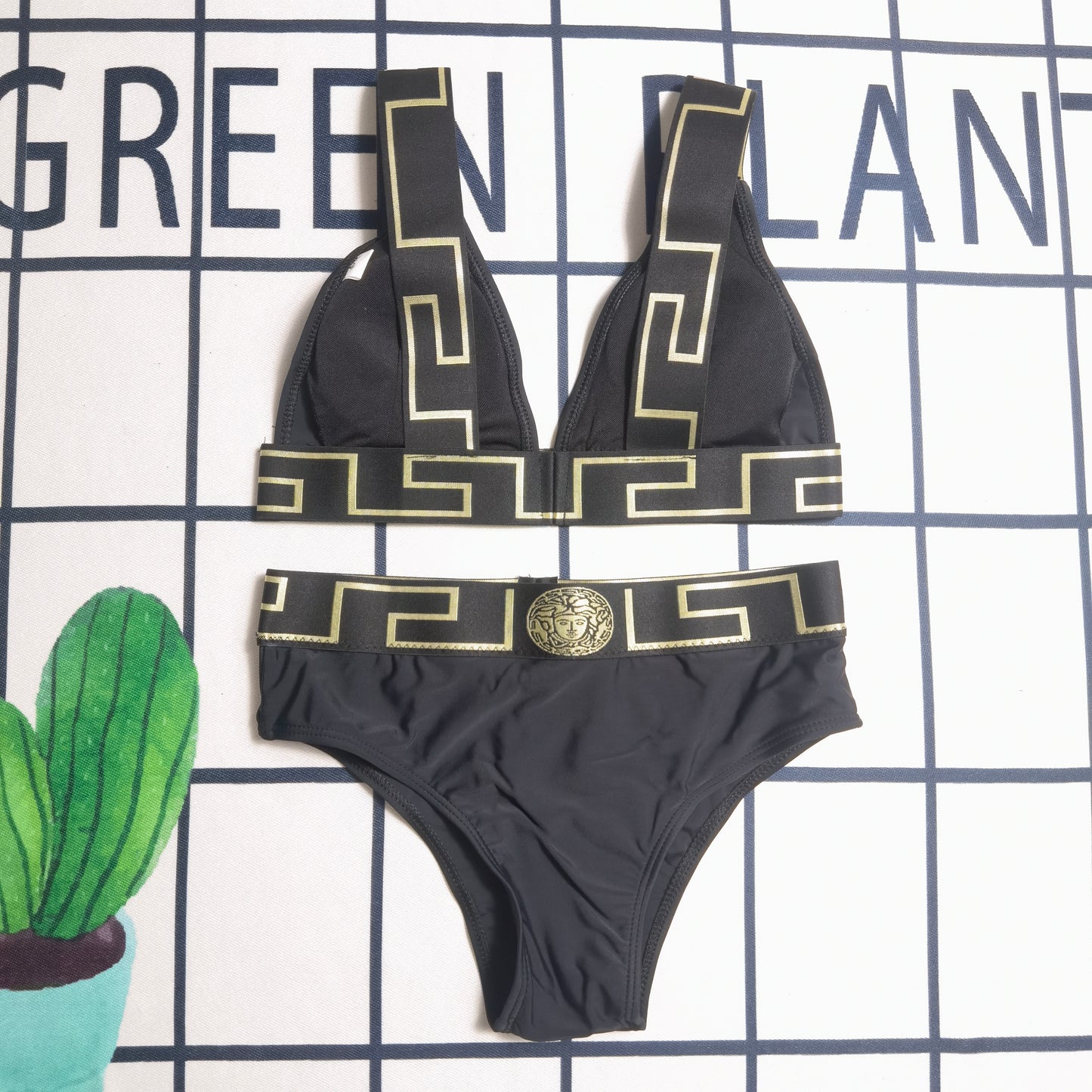 14V192YDE Stylish Bikini swimsuit