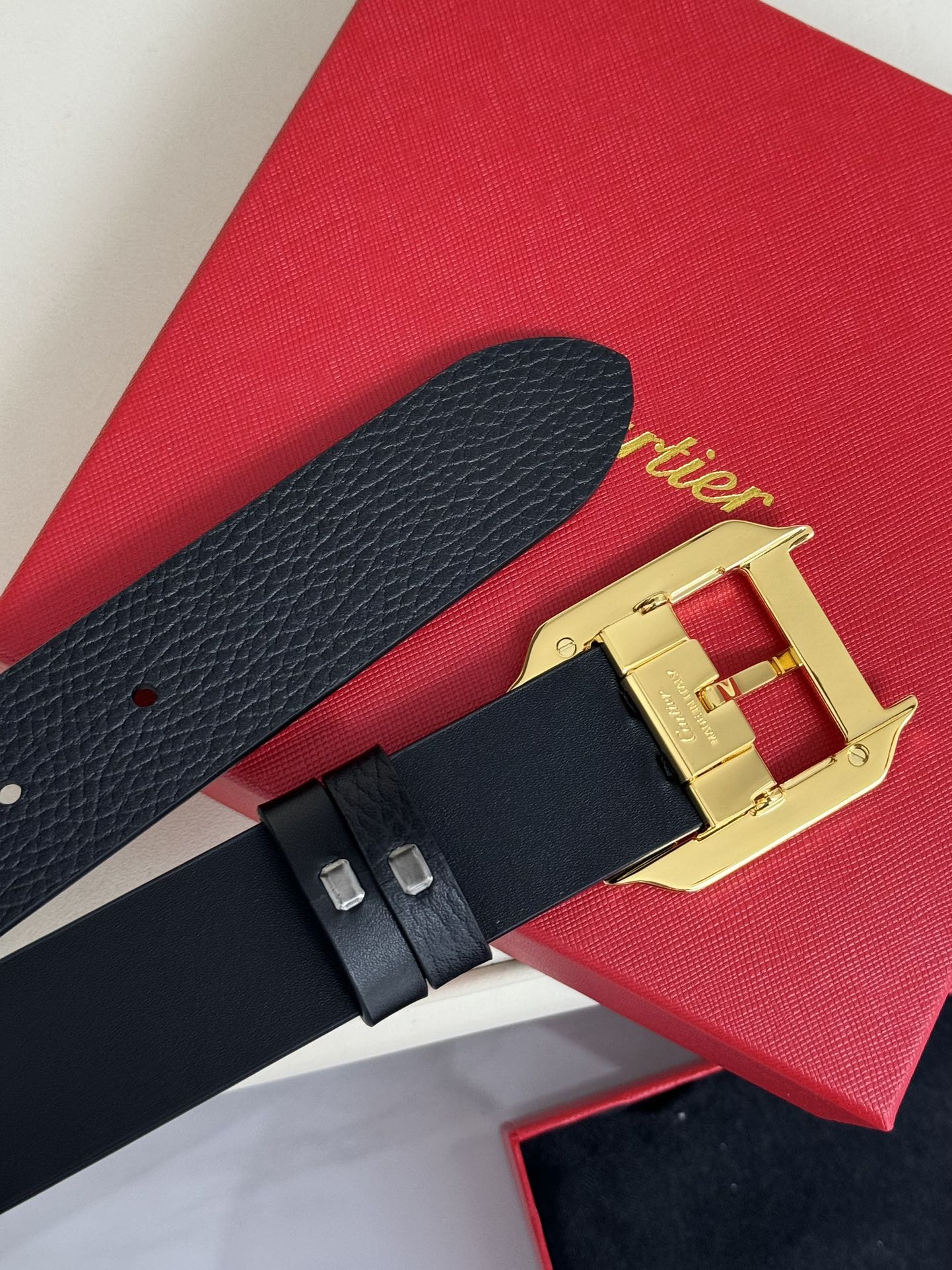 1WK174PDE Stylish  High quality belt With full package