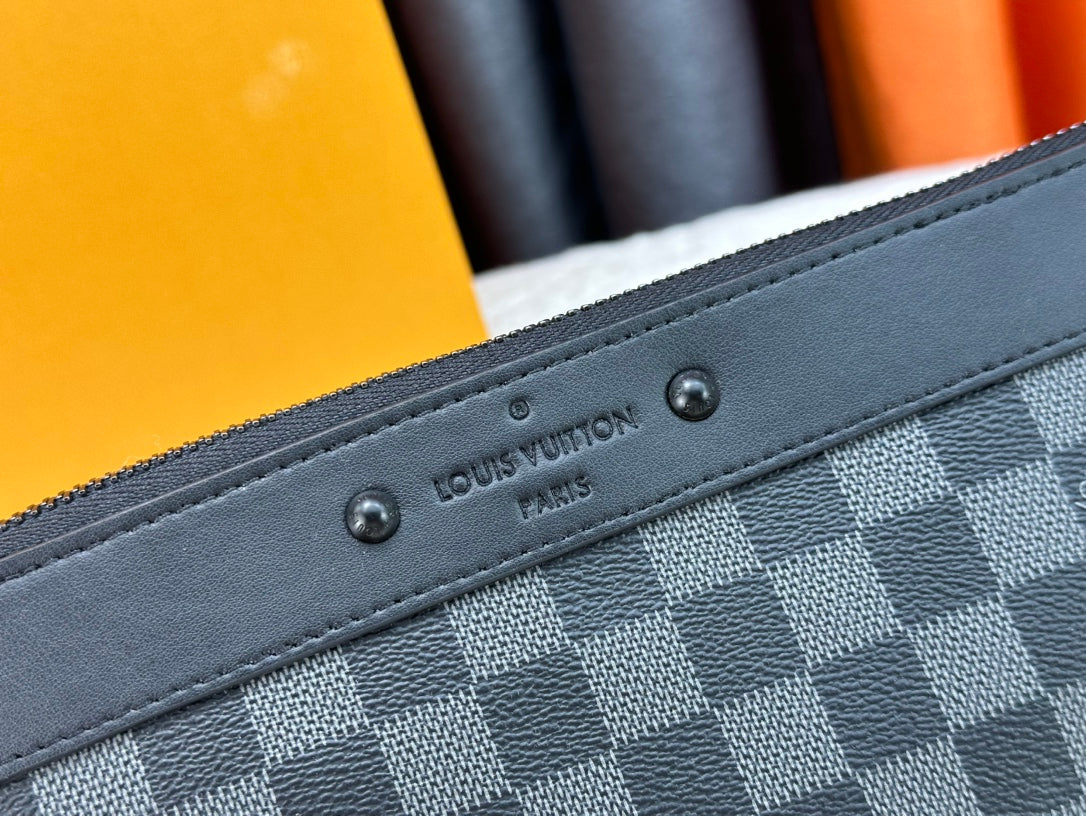 1XE401BDE Stylish leather bag