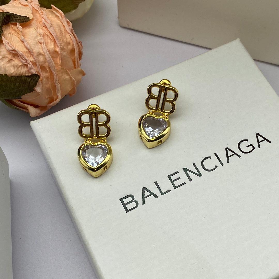 1YJ440EDE Stylish Earrings