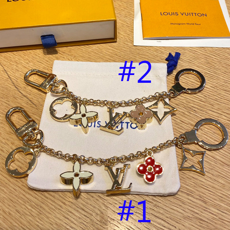 1E17ADE Stylish Keychains
