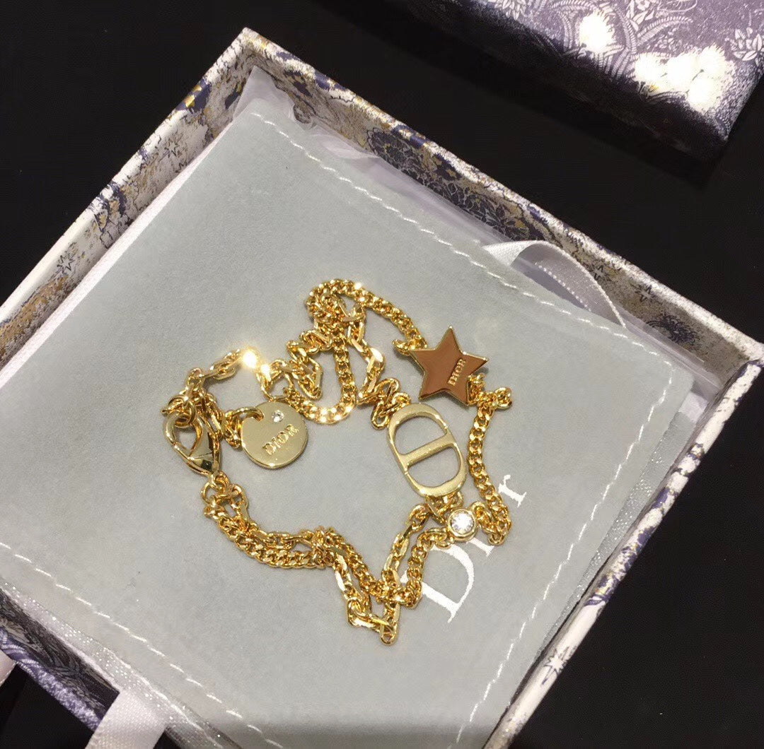 1YD455KDE Stylish Bracelets