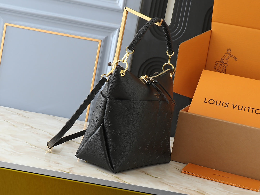 1WE115BDE Stylish leather bag