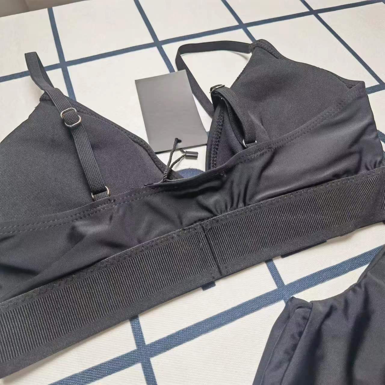 14A53YDE Stylish Long sleeve swimsuit