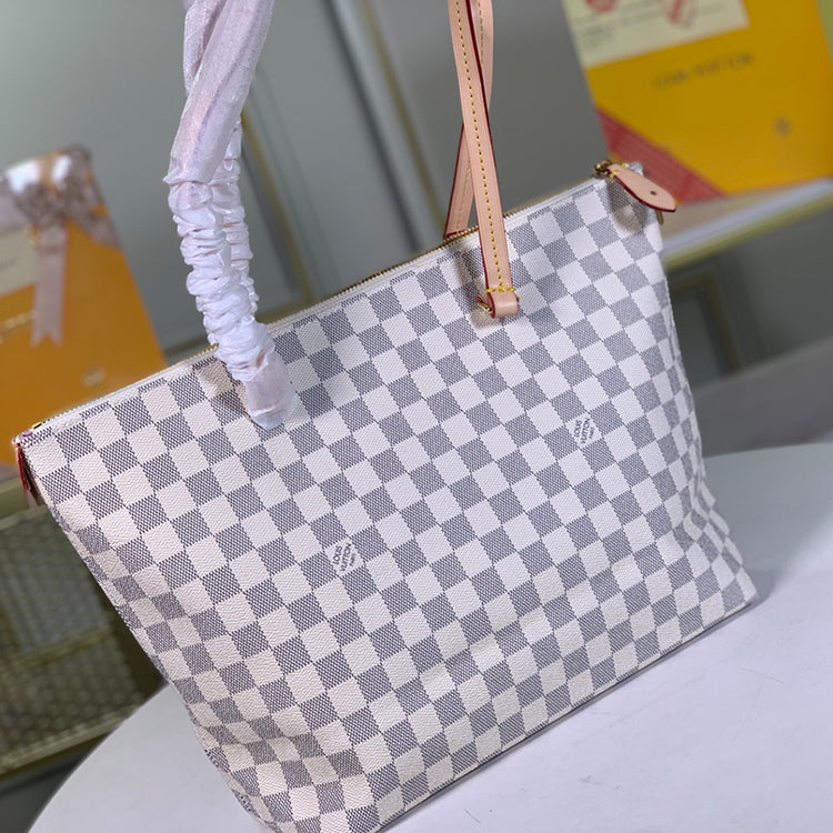 1E001BDE Stylish leather bag 