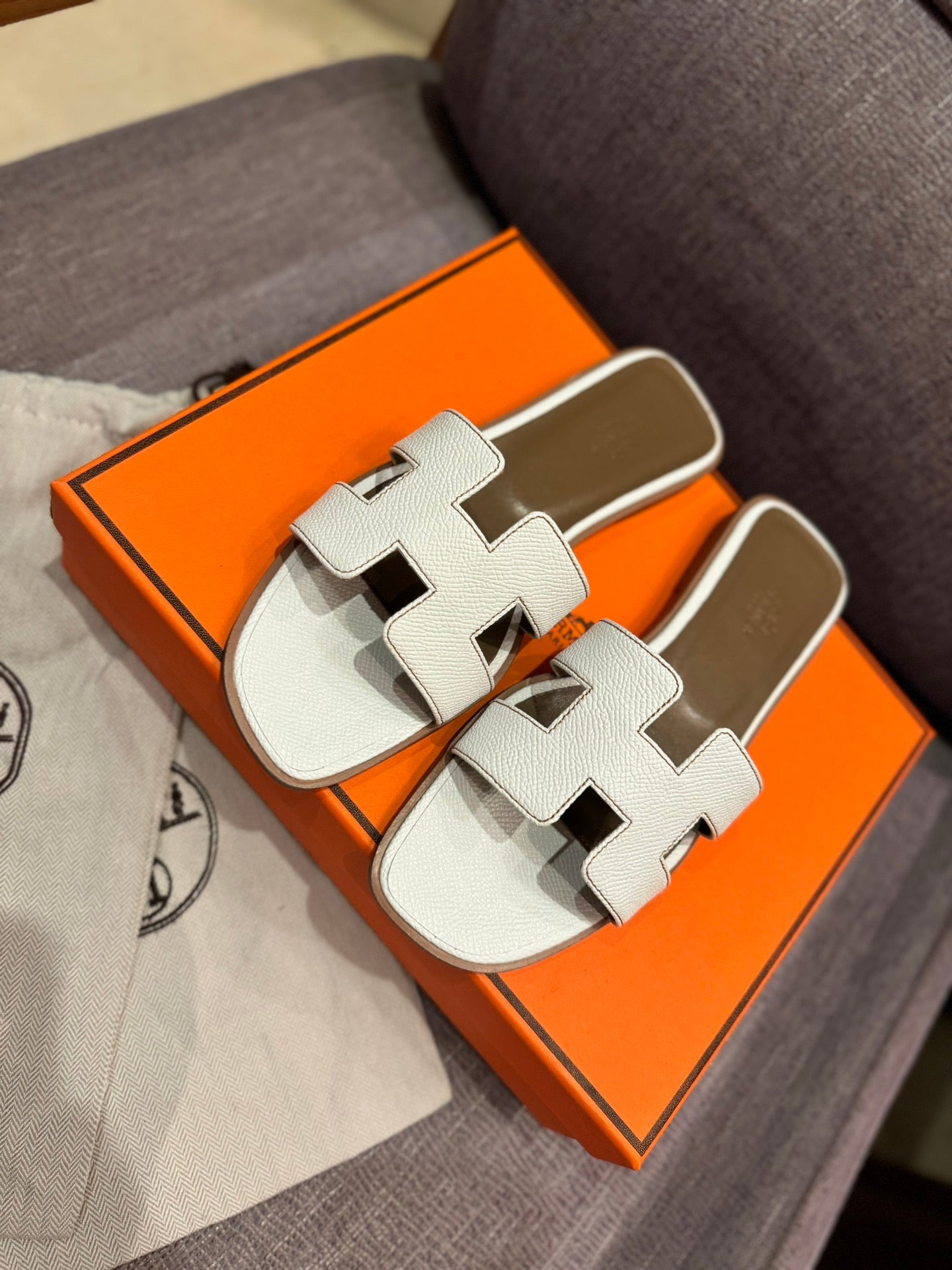 1ZH236ZDE Stylish Slippers