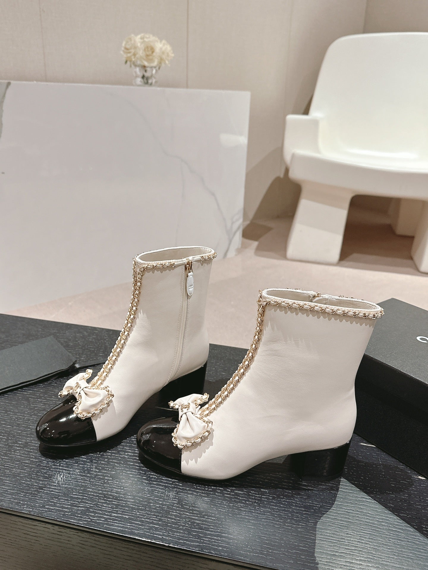 1LC22ZDE Stylish Boots (Heel height 6cm )