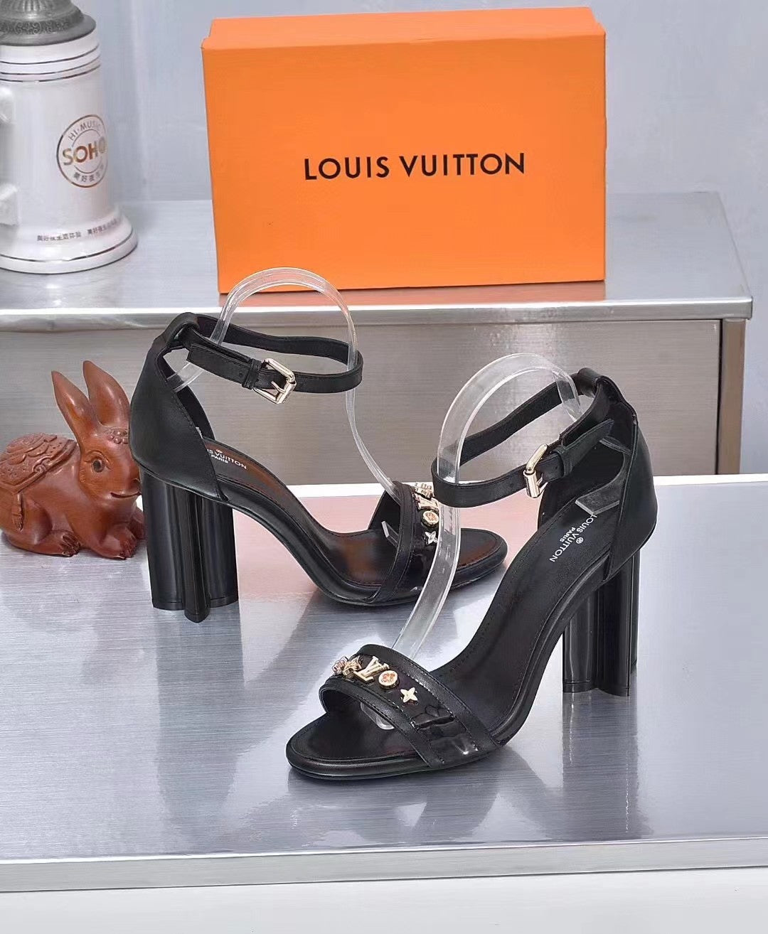 245RE31ZDE Stylish leather  High heels