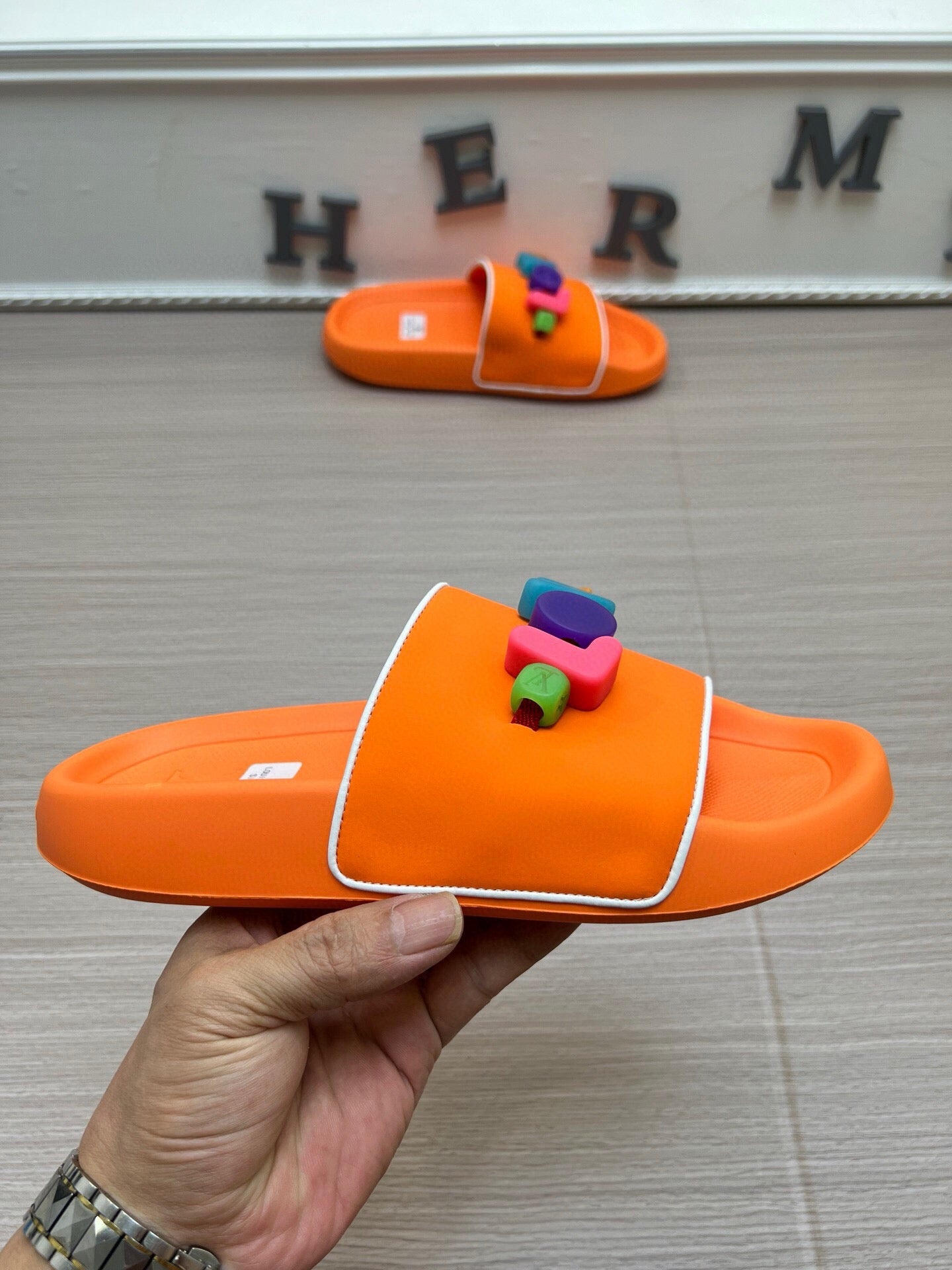 54E23ZDE Stylish Sole thickness 3cm