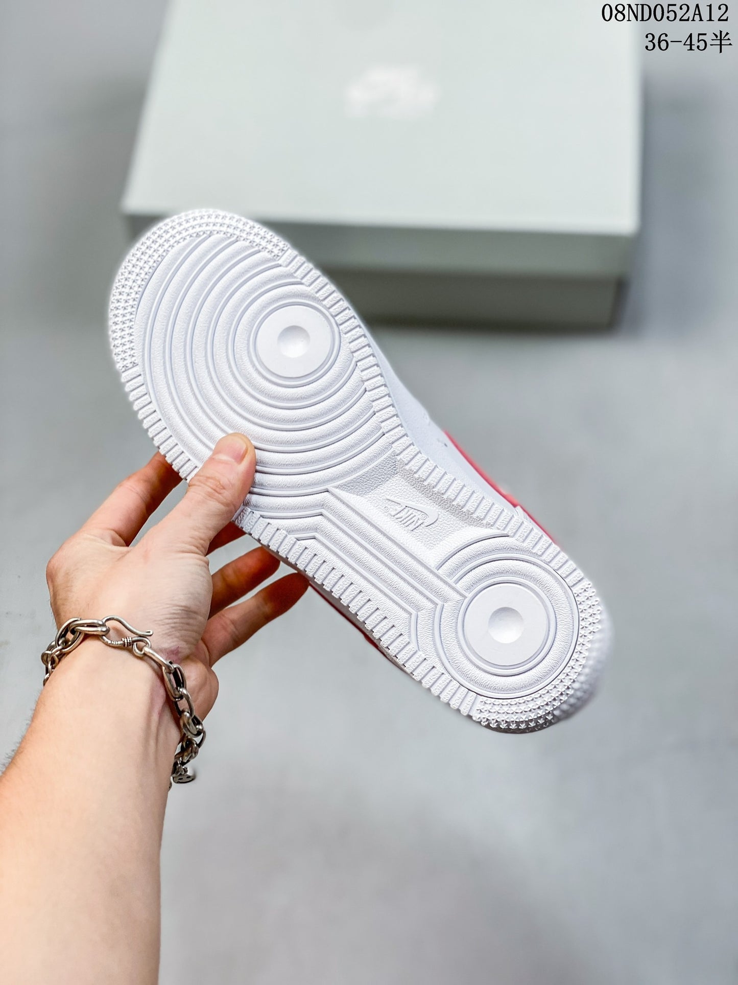 4YN34ZDE Stylish Sneakers (No Box, August-October Big Sale)
