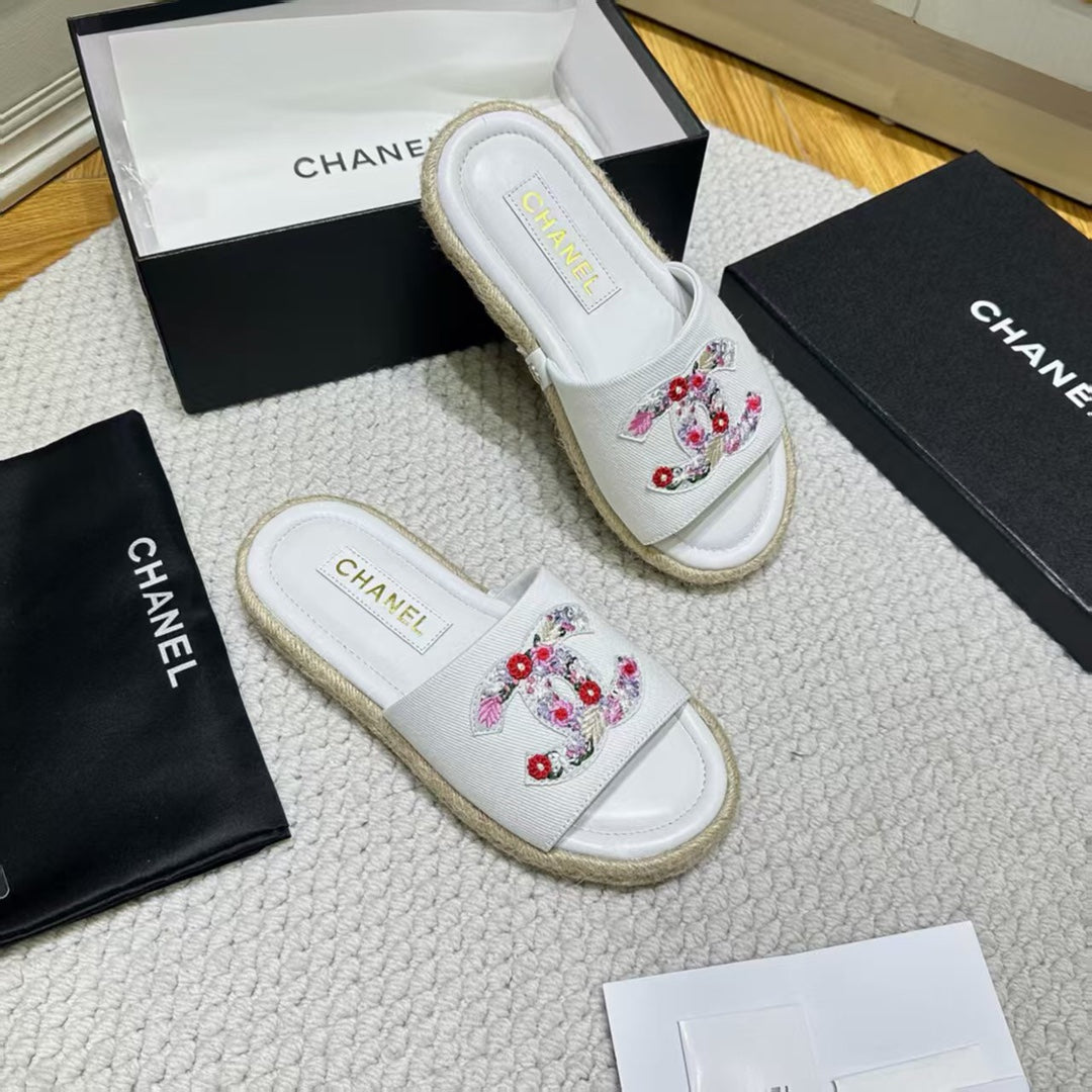 255QC43ZDE Stylish leather shoes